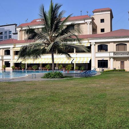 The Classique Club Mumbai Exteriör bild