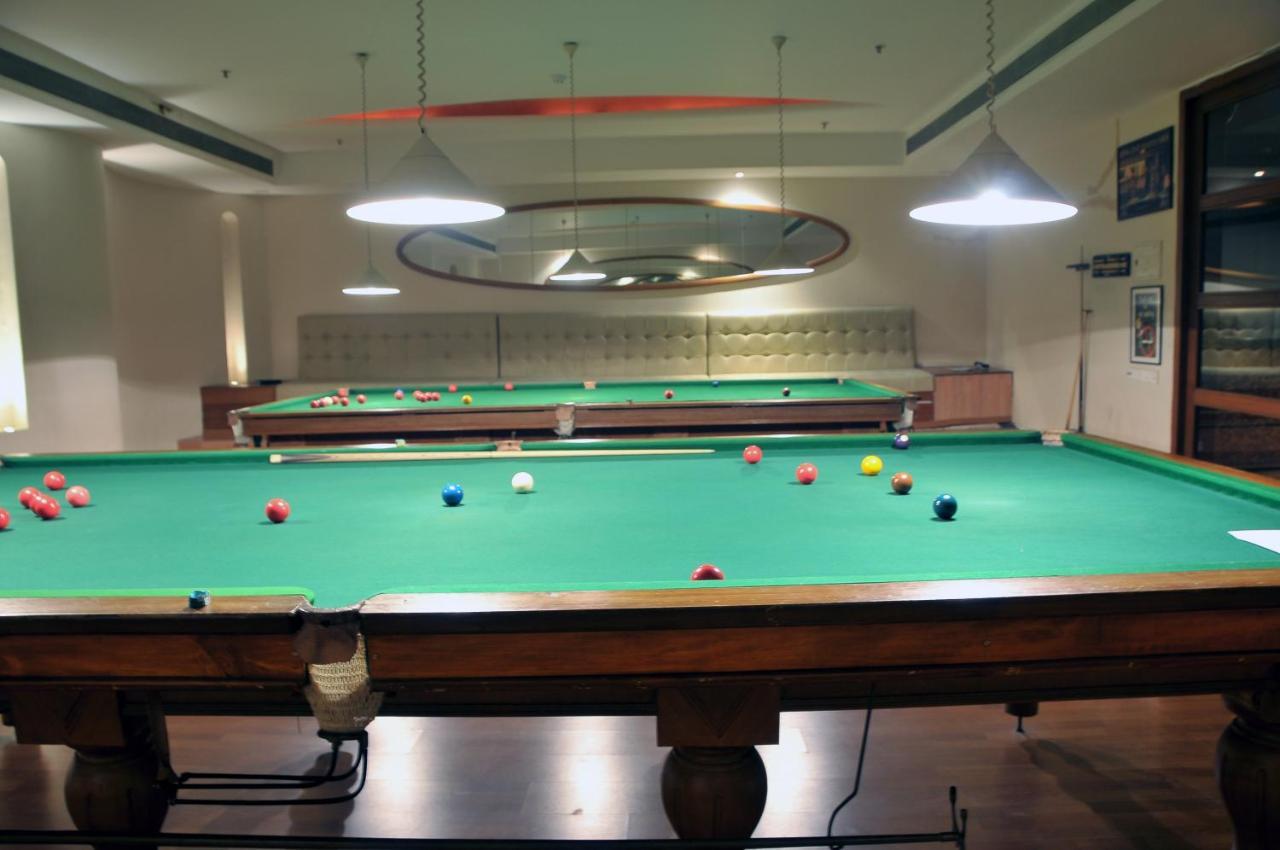 The Classique Club Mumbai Exteriör bild